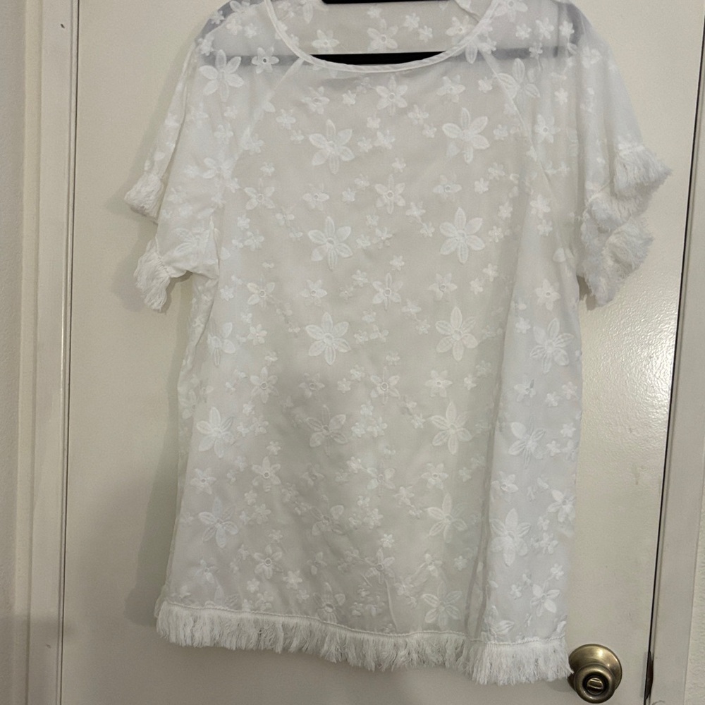 Elegant White Floral Lace Blouse awesome for fun at the beach or park